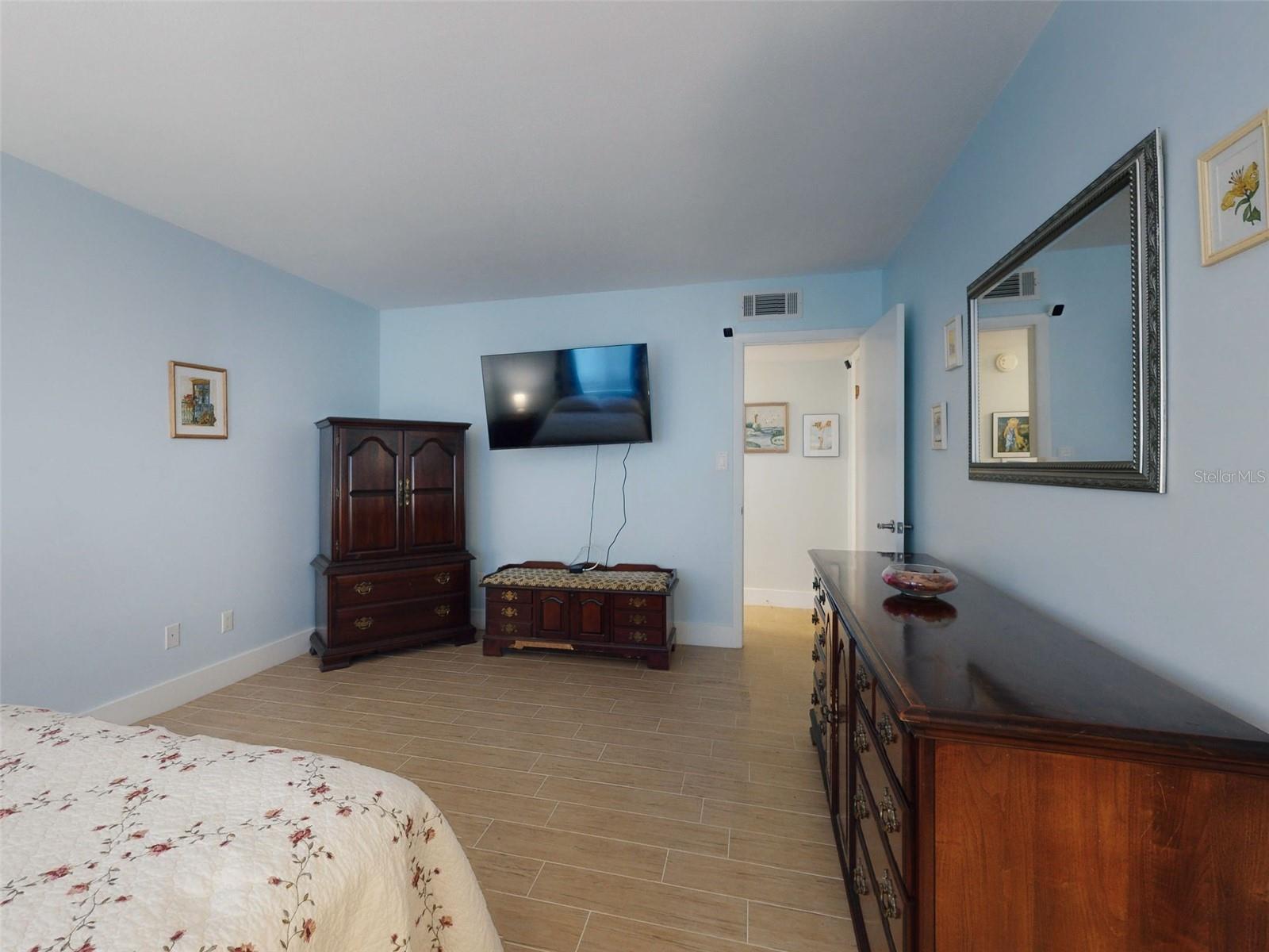 588 Bahia Cir #a Property Photo 6