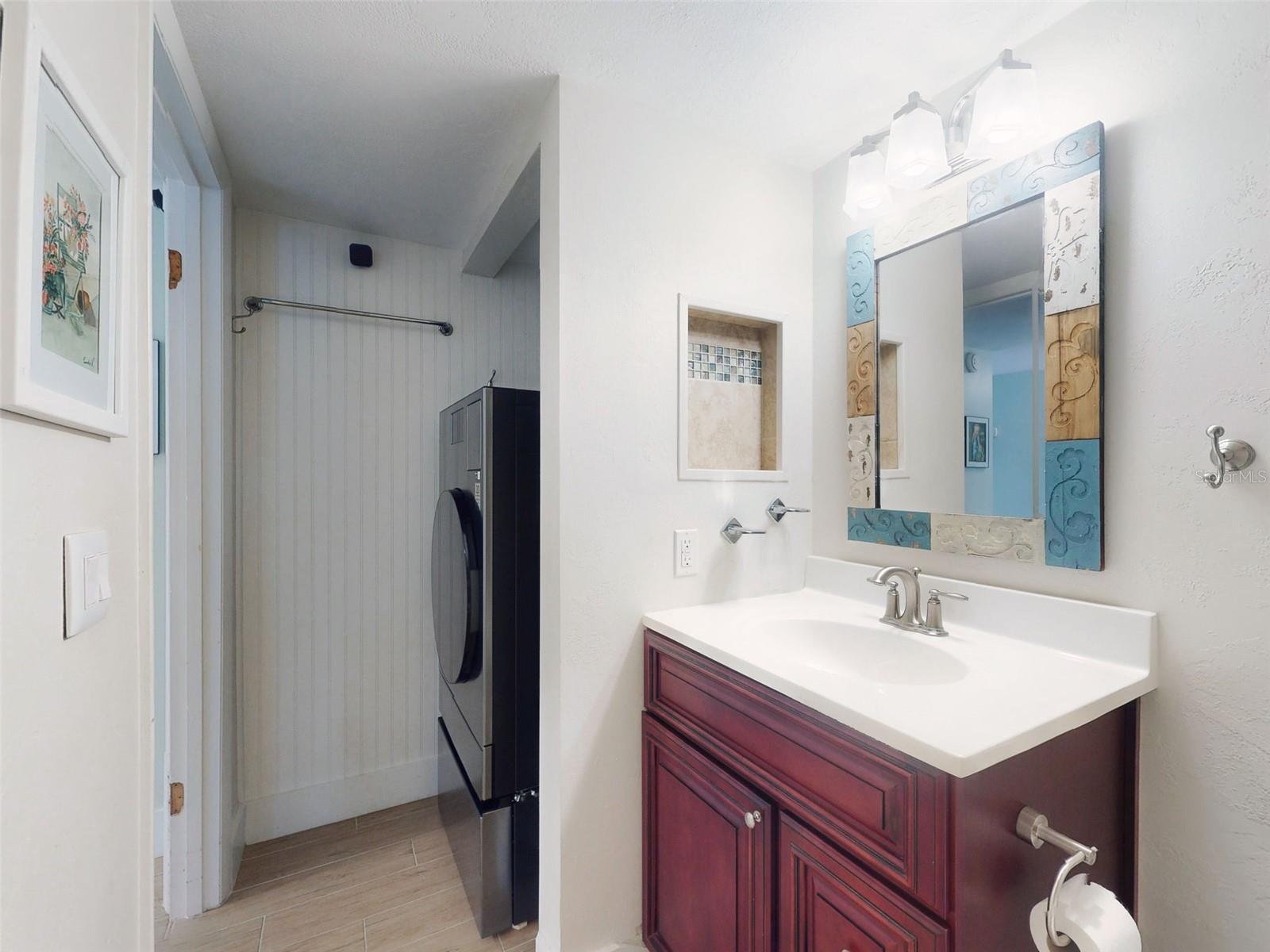 588 Bahia Cir #a Property Photo 8