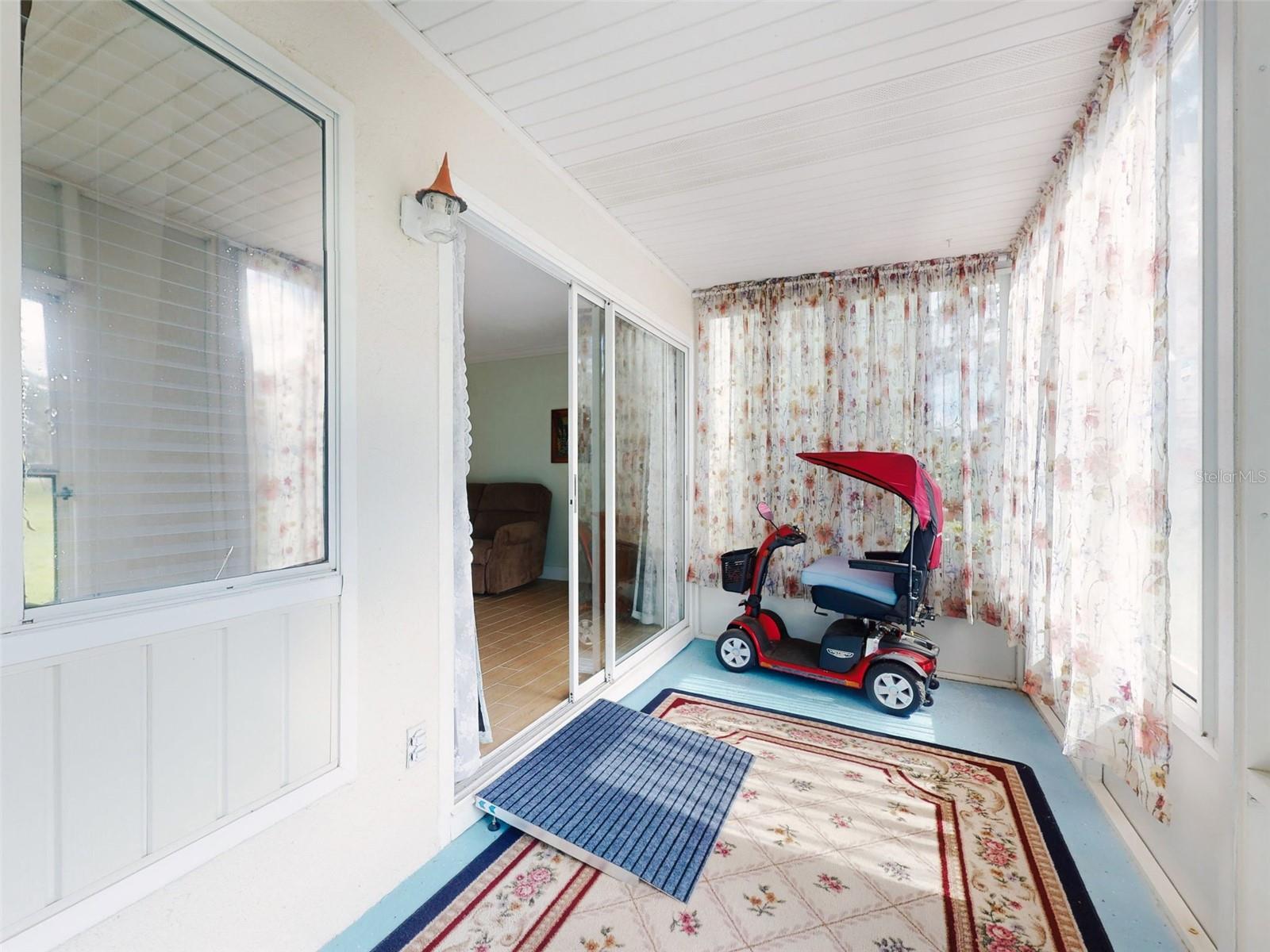 588 Bahia Cir #a Property Photo 26
