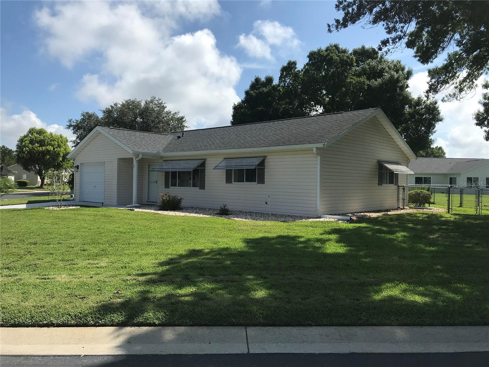 11879 Sw 137th Loop Property Photo 3