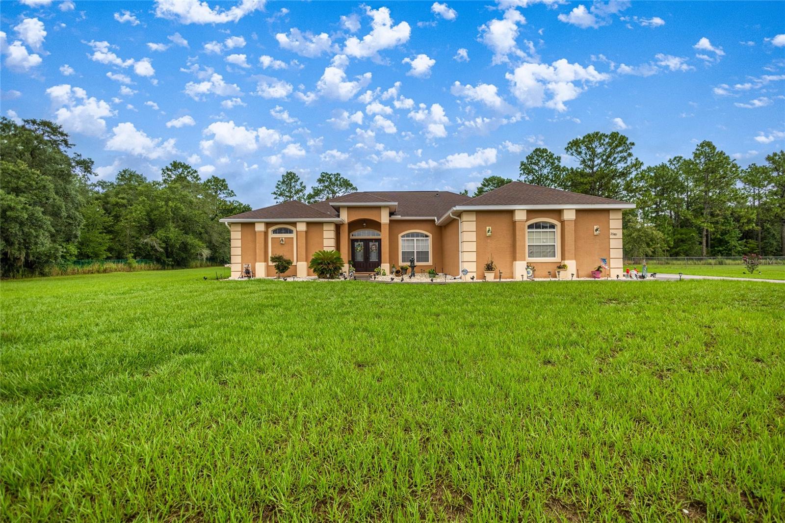 2587 W ANGOLA DR