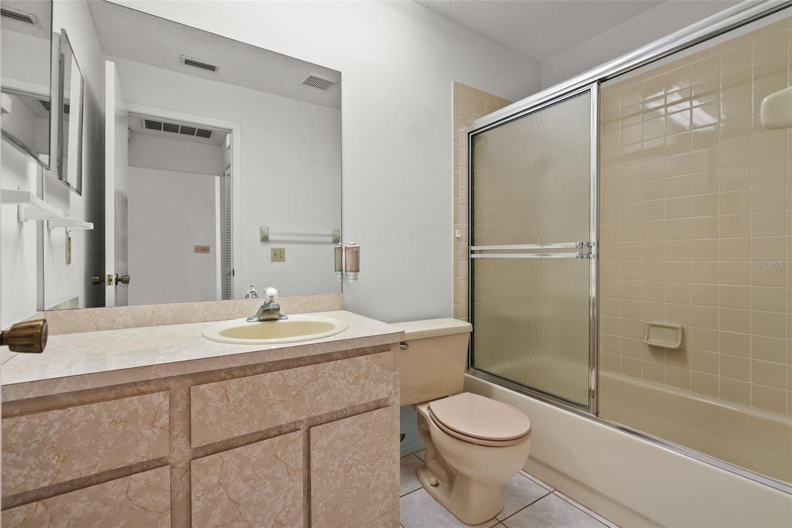 6421 Remus Dr Property Photo 30