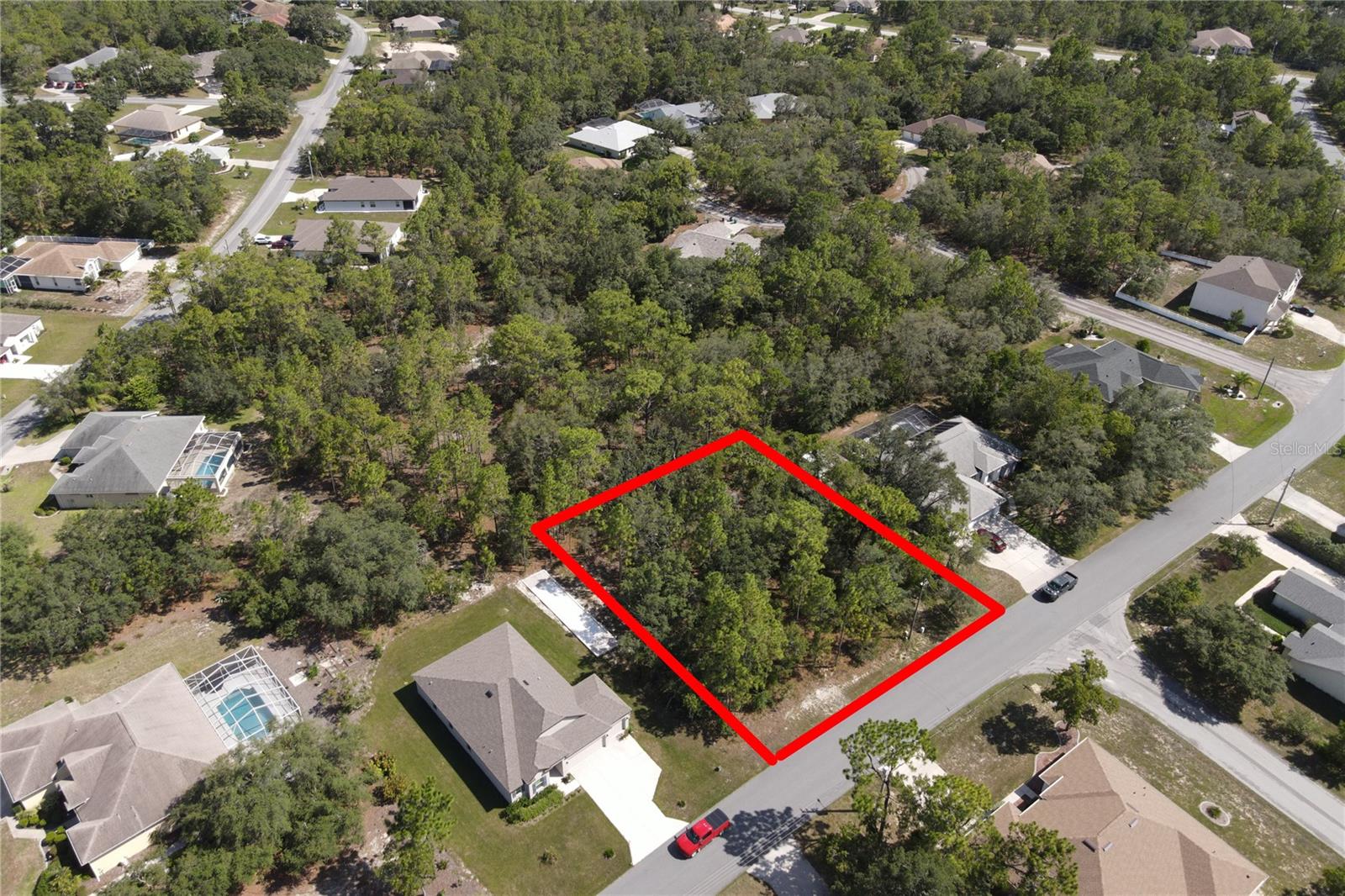 206 LINDER DR Property Photo 1