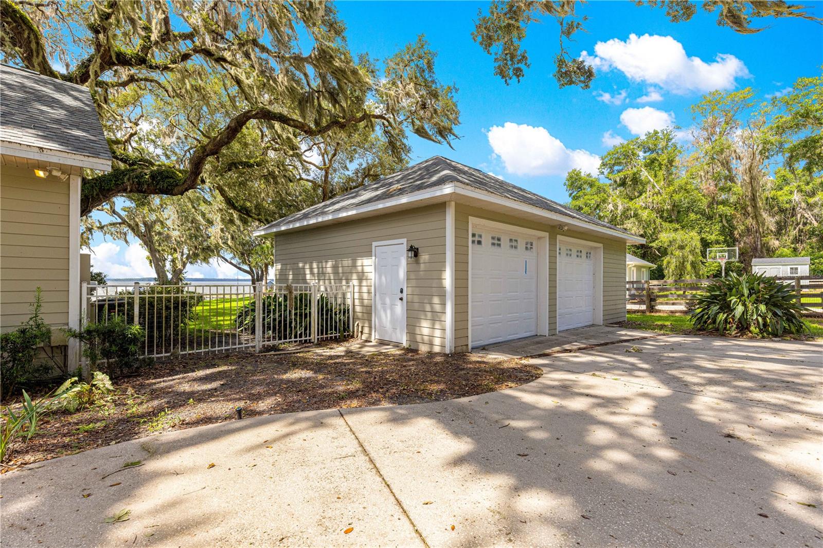 12360 E Highway 25 Property Photo 9