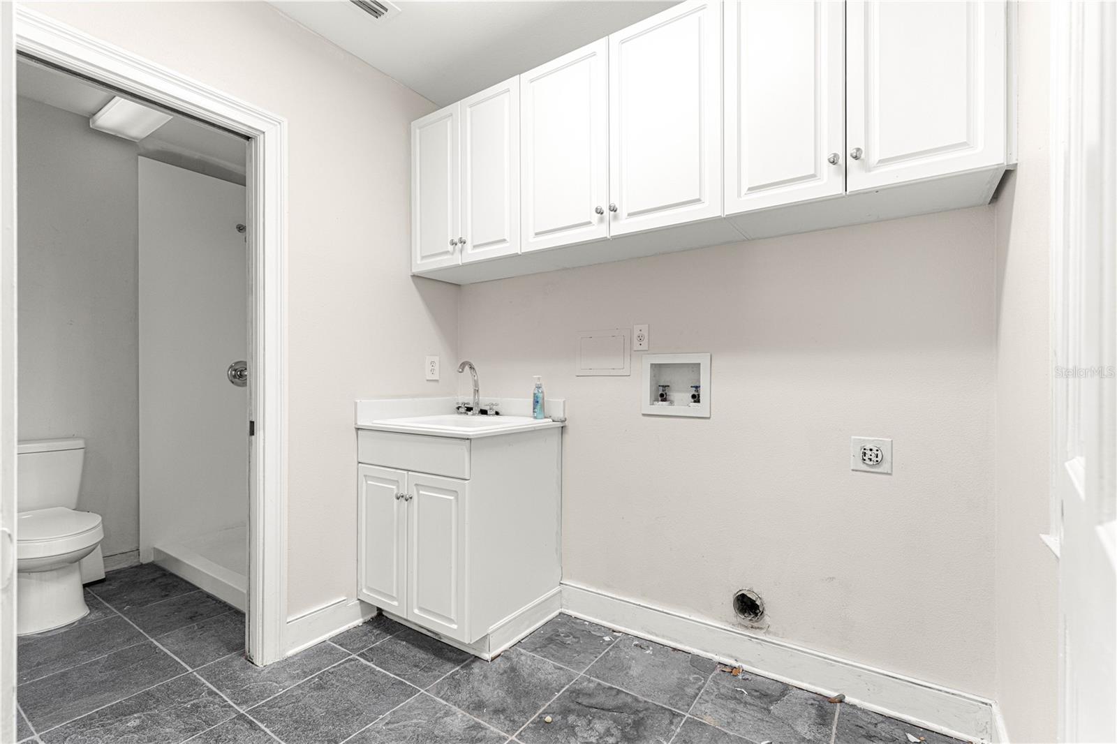 12360 E Highway 25 Property Photo 48