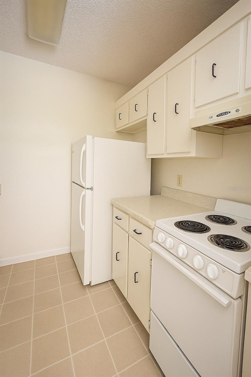 2417 Ne 6th St #8 Property Photo 13