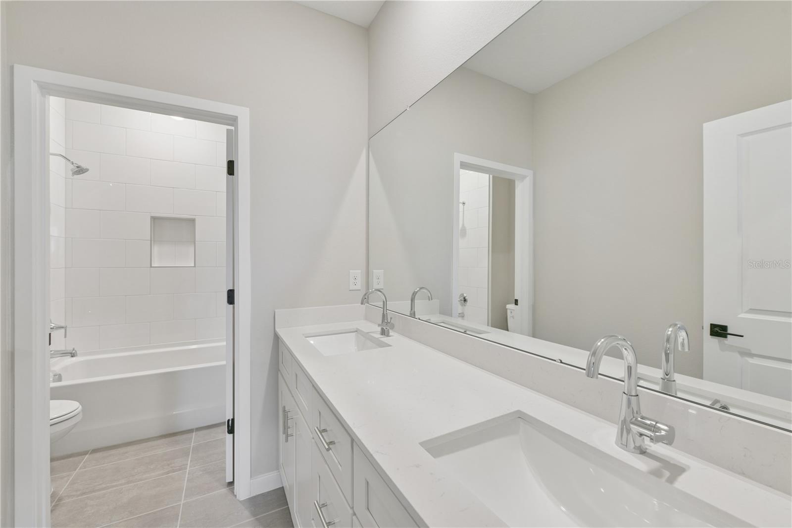 17851 Sw 68th Pl Property Photo 15