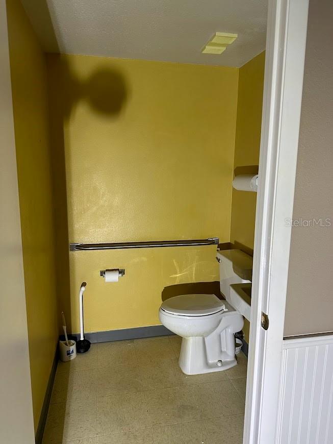 821 Ne 36th Ter #7/8/9 Property Photo 16