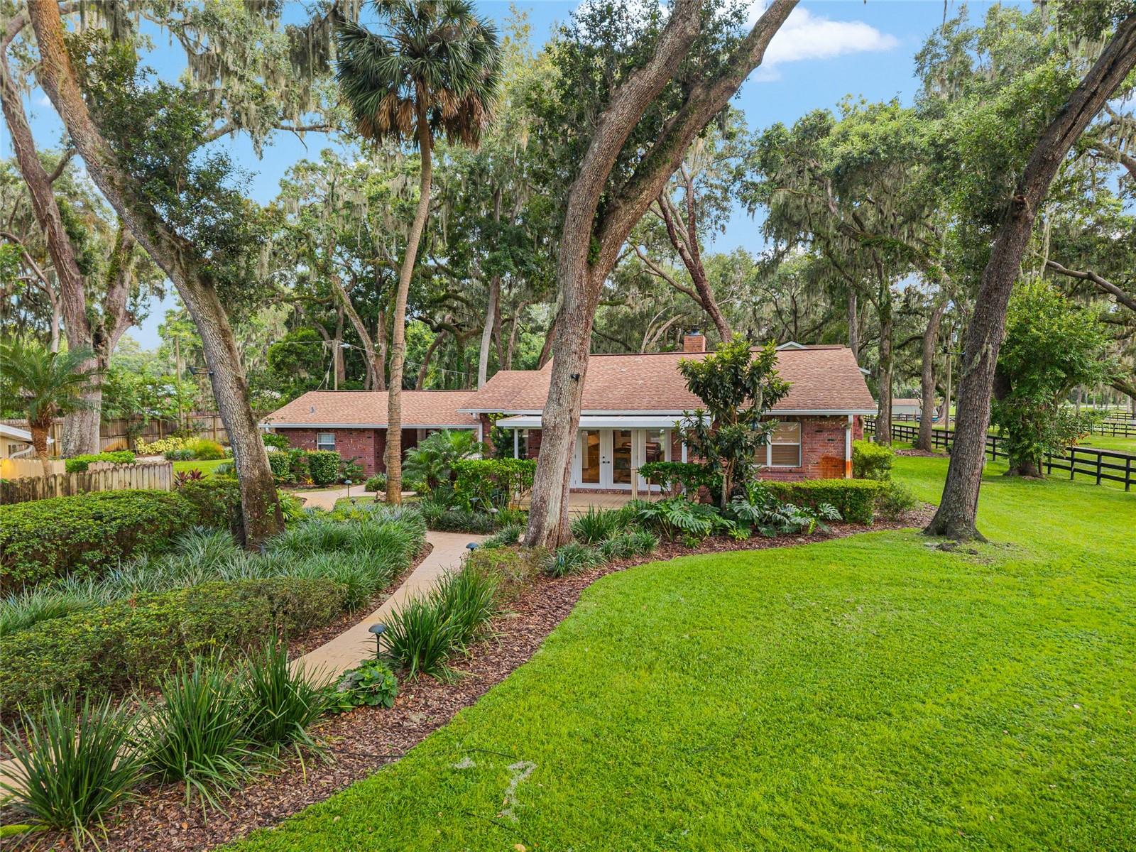 10745 Se Sunset Harbor Rd Property Photo 21