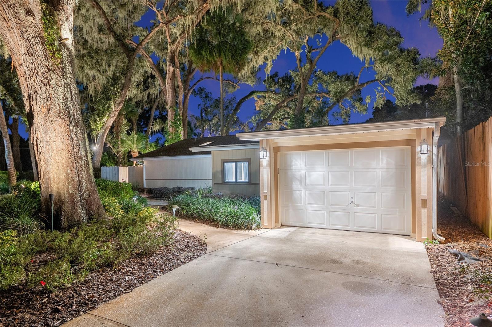 10745 Se Sunset Harbor Rd Property Photo 35