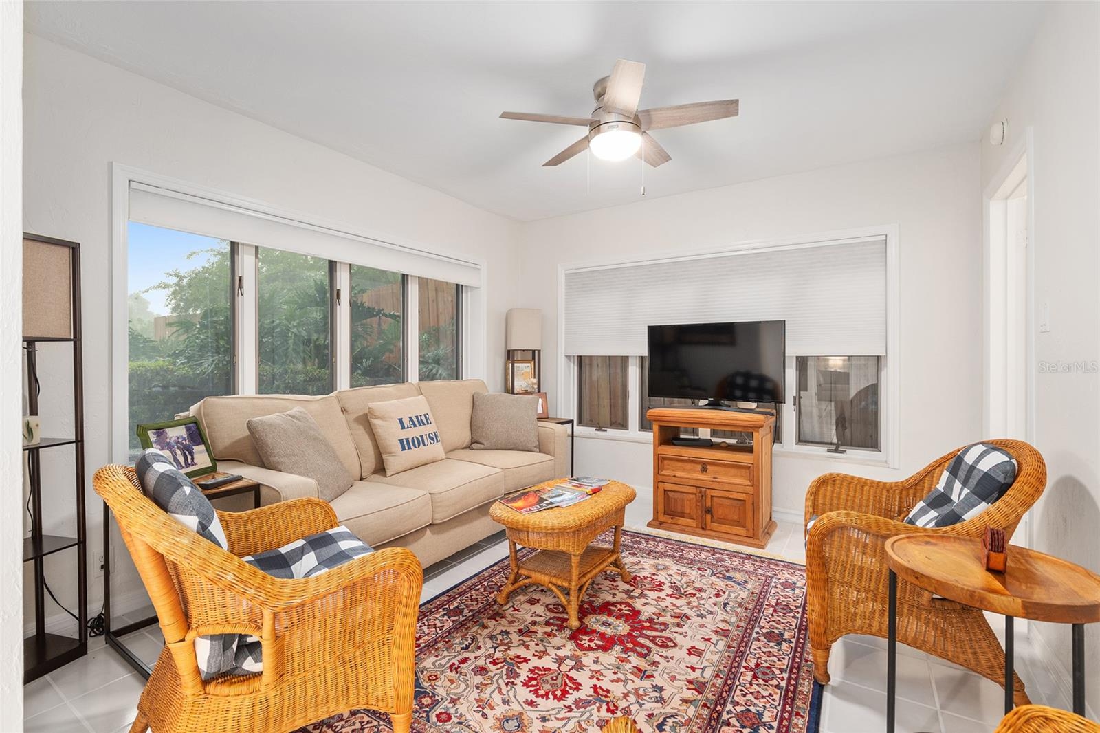 10745 Se Sunset Harbor Rd Property Photo 40