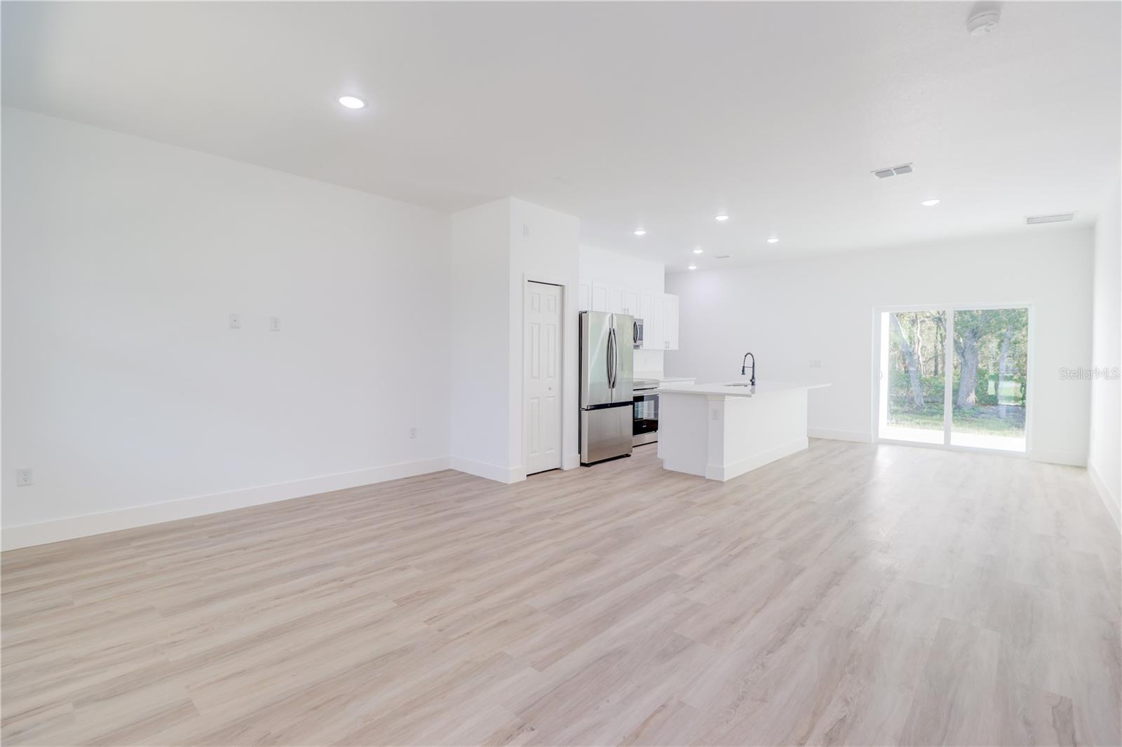 125 Fisher Way Property Photo 9