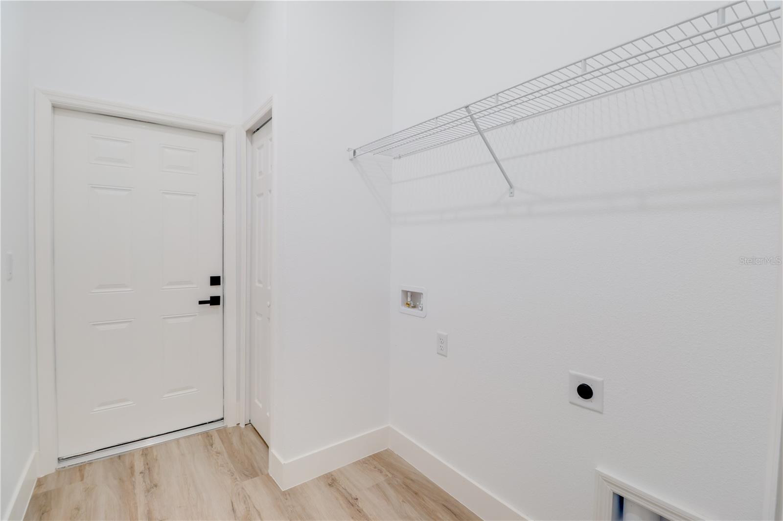 125 Fisher Way Property Photo 18