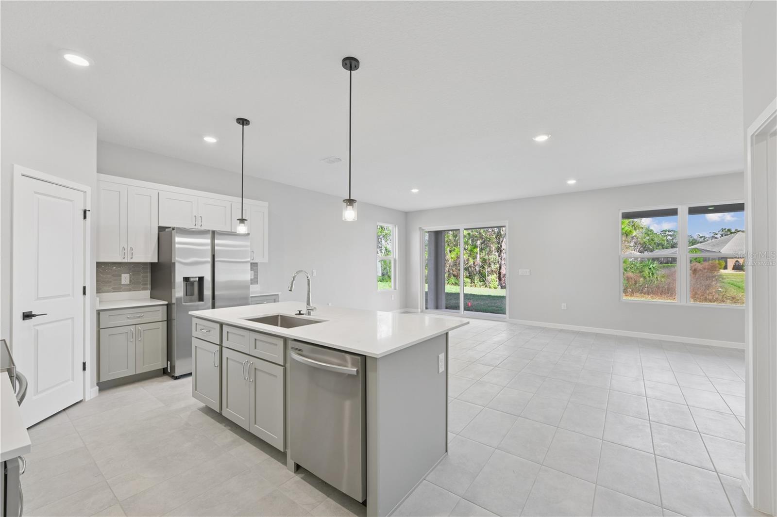 17843 Sw 68th Pl Property Photo 2