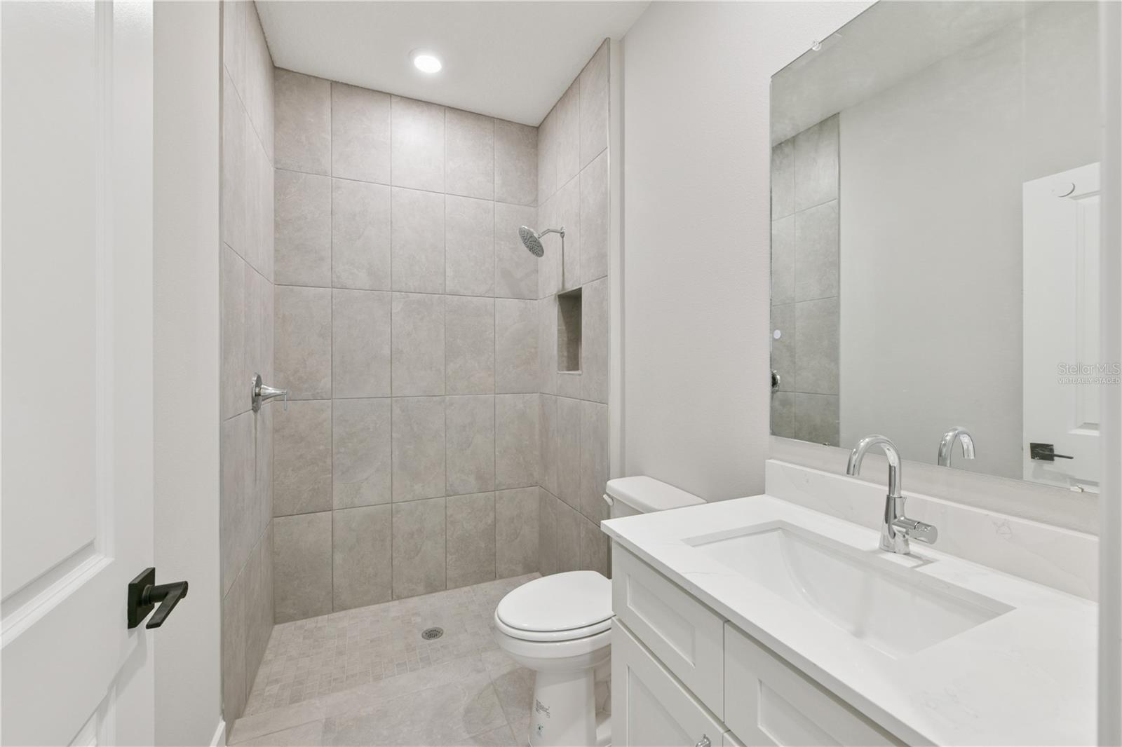 17843 Sw 68th Pl Property Photo 8
