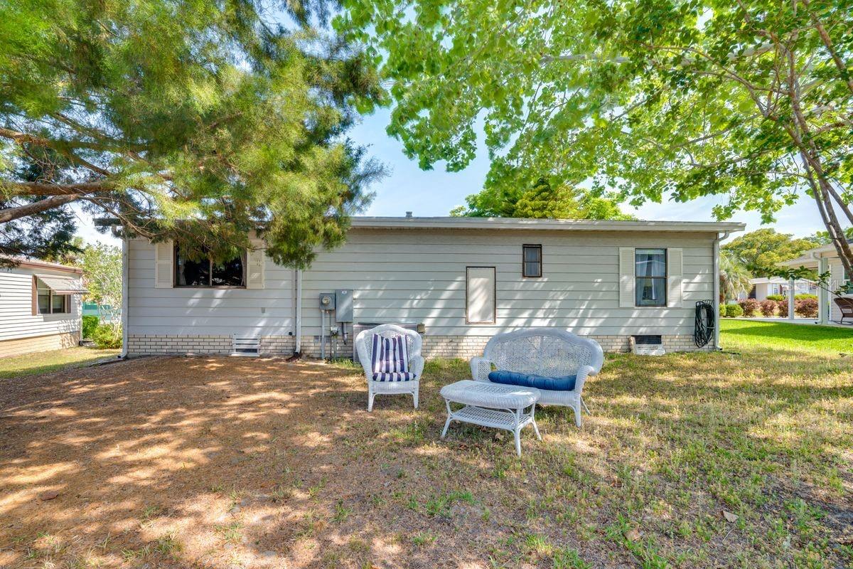 1224 Dustin Dr Property Photo 4