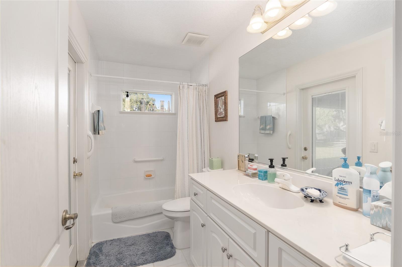999 Ne 120 Pl Property Photo 25