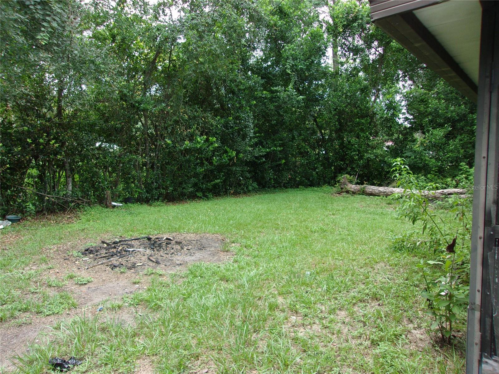 5700 Ne 6th Pl Property Photo 11