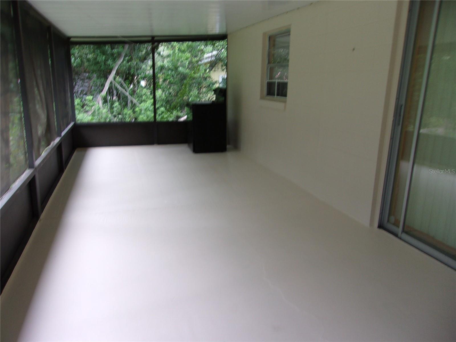 5700 Ne 6th Pl Property Photo 14