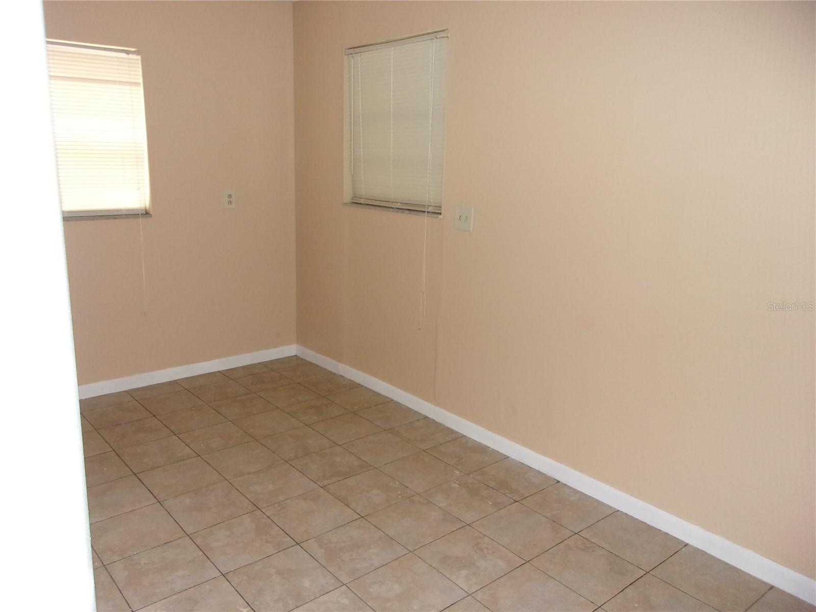 5700 Ne 6th Pl Property Photo 22