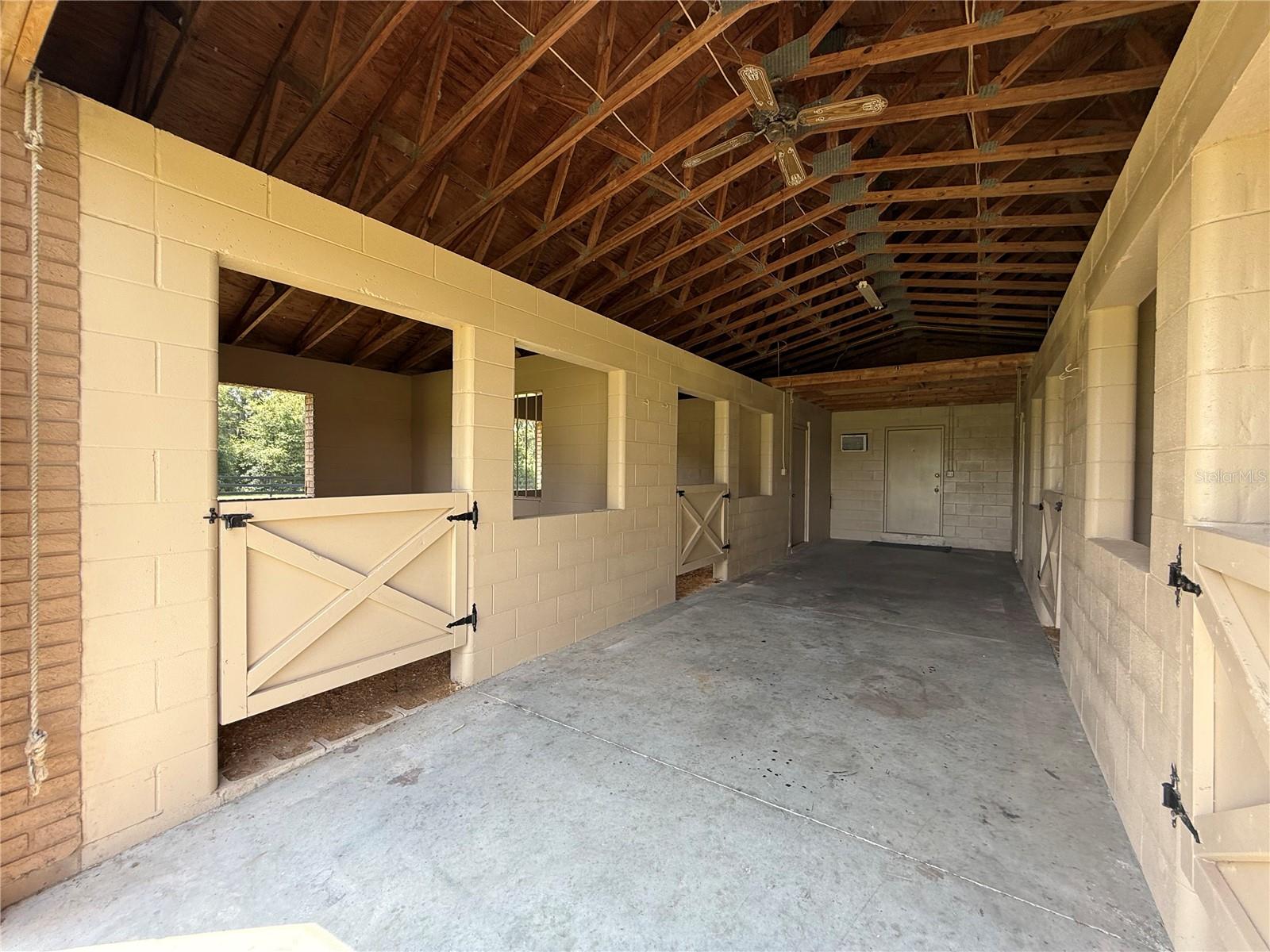9901 Sw 67th Ter Property Photo 41