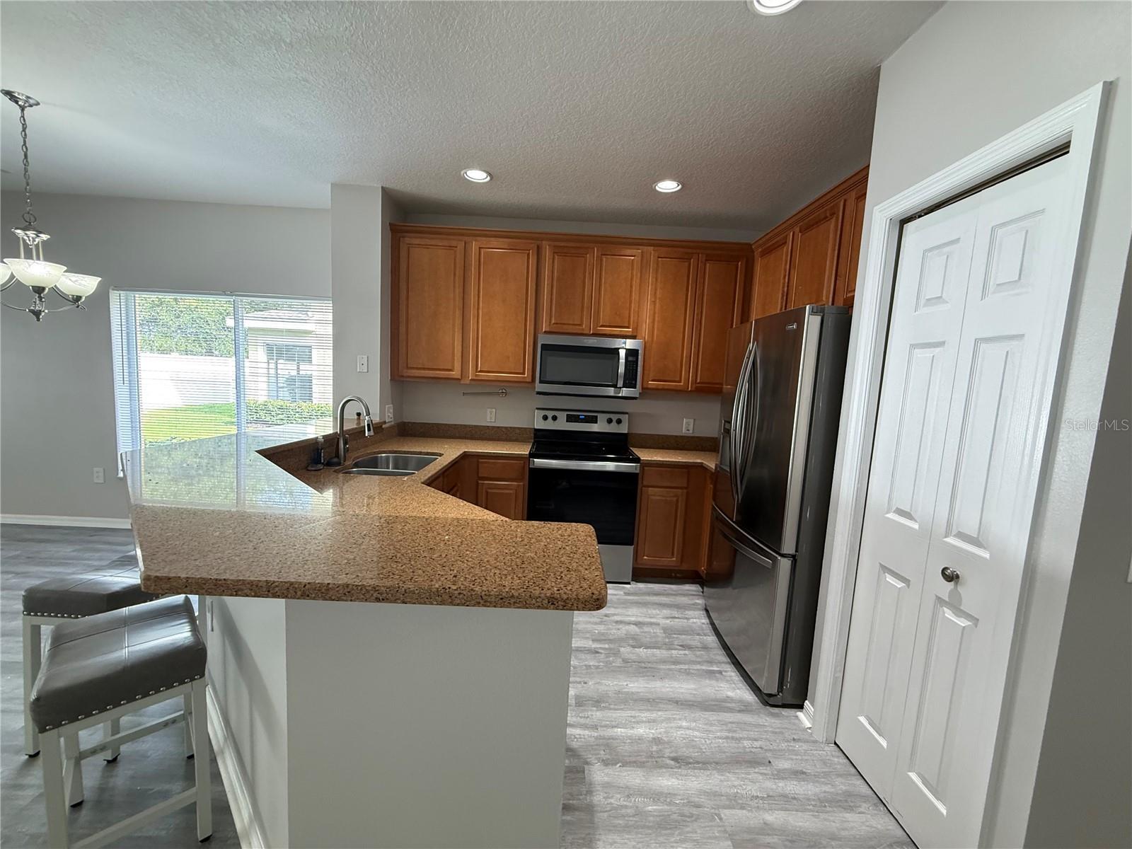 20460 Needletree Dr Property Photo 7