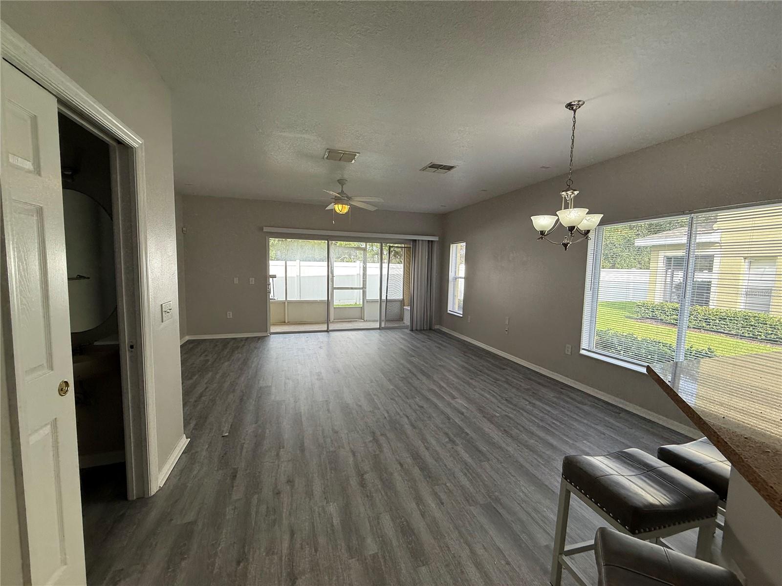 20460 Needletree Dr Property Photo 8