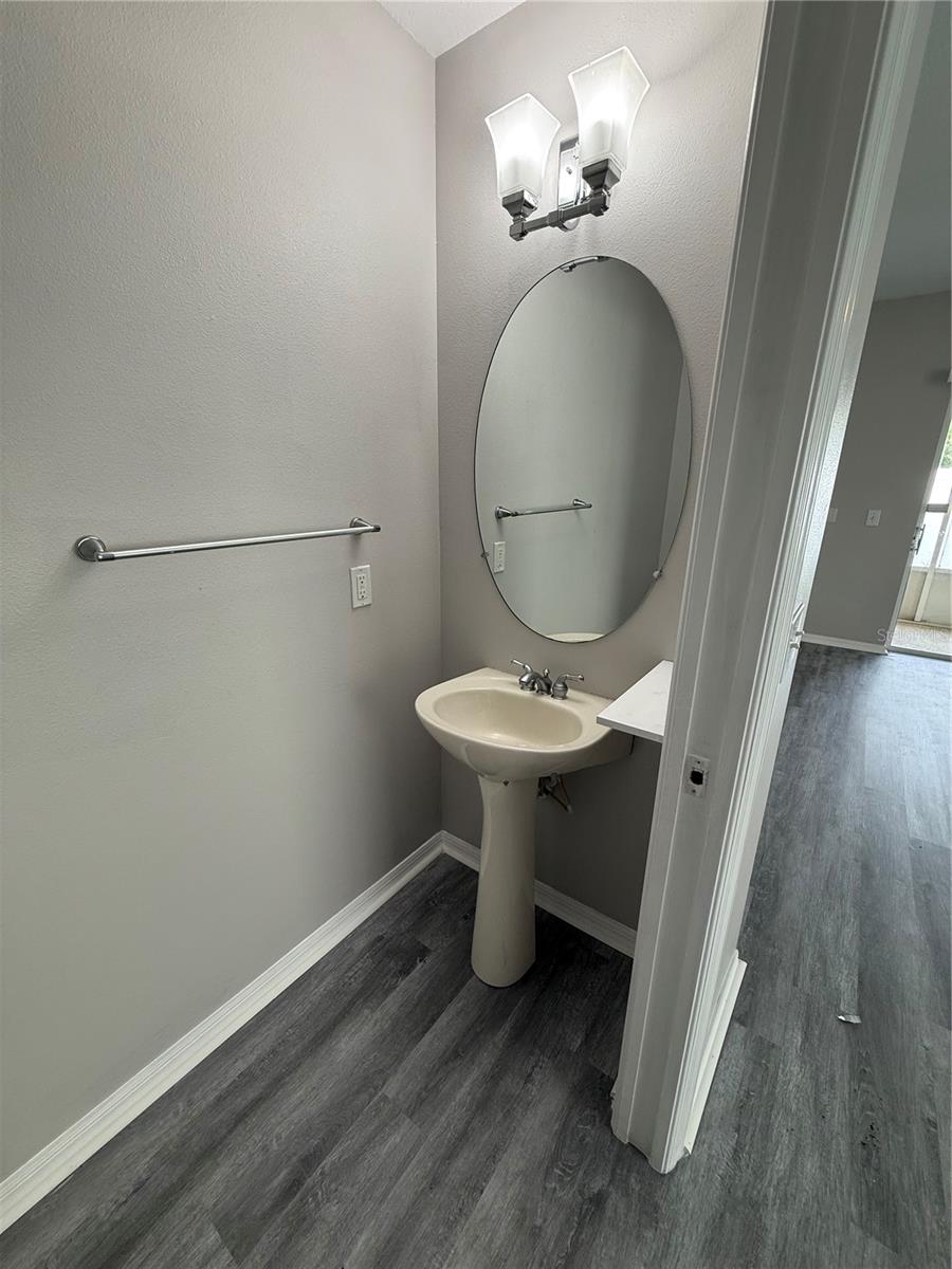 20460 Needletree Dr Property Photo 9