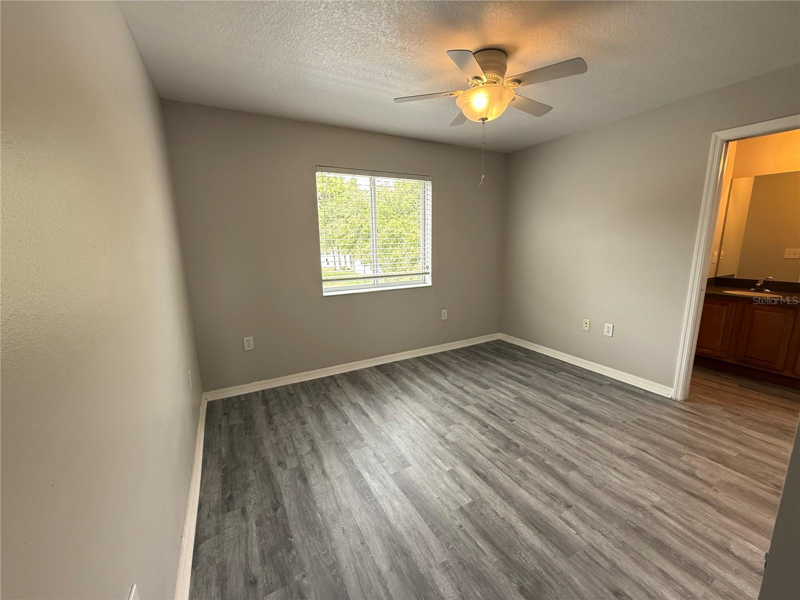 20460 Needletree Dr Property Photo 15