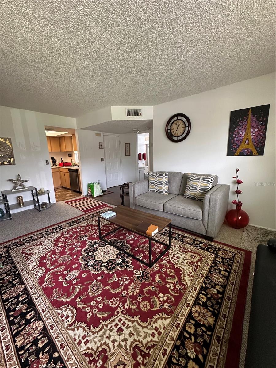 584 Fairways Ln #f202 Property Photo 14