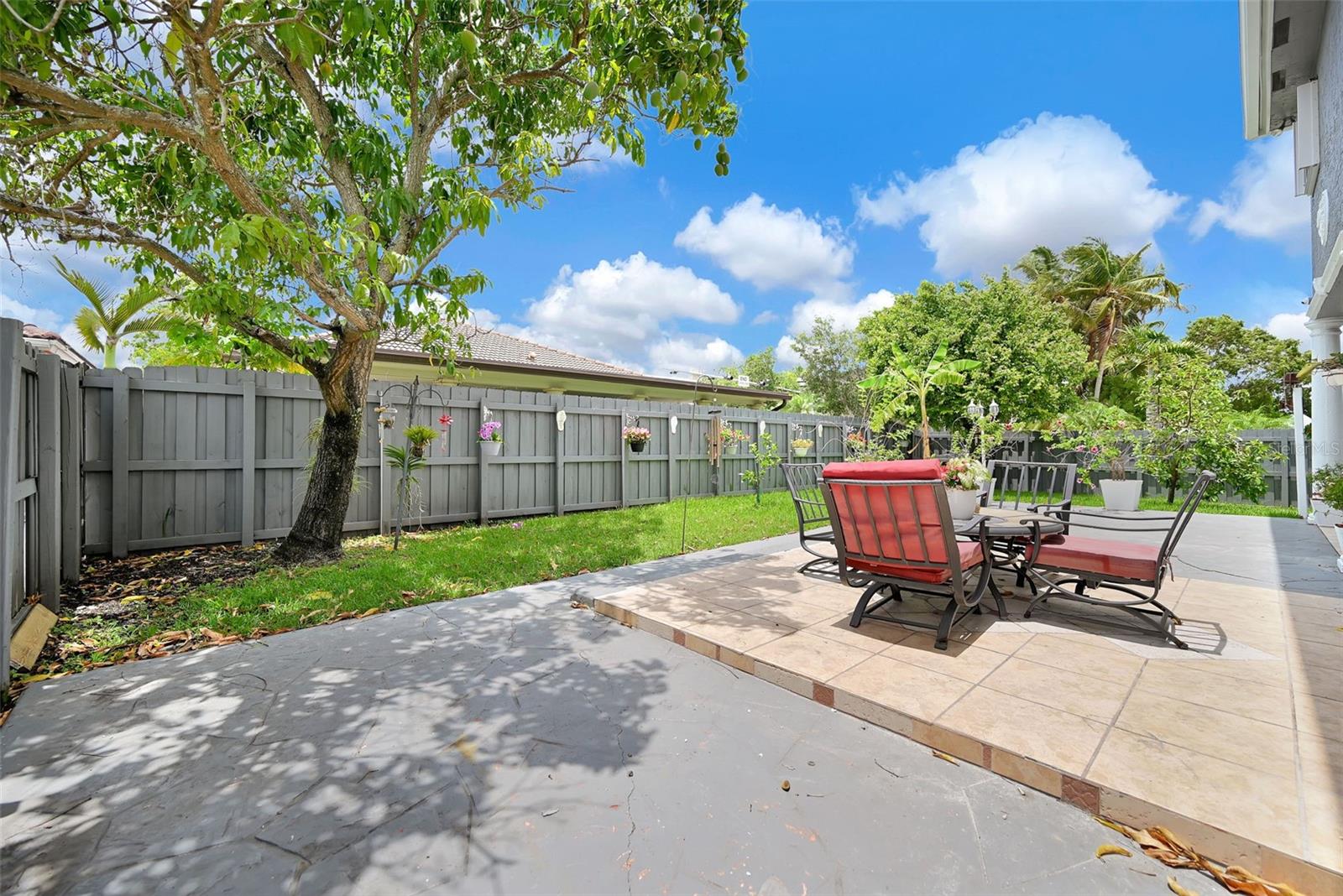 14402 Sw 157th Path Property Photo 33