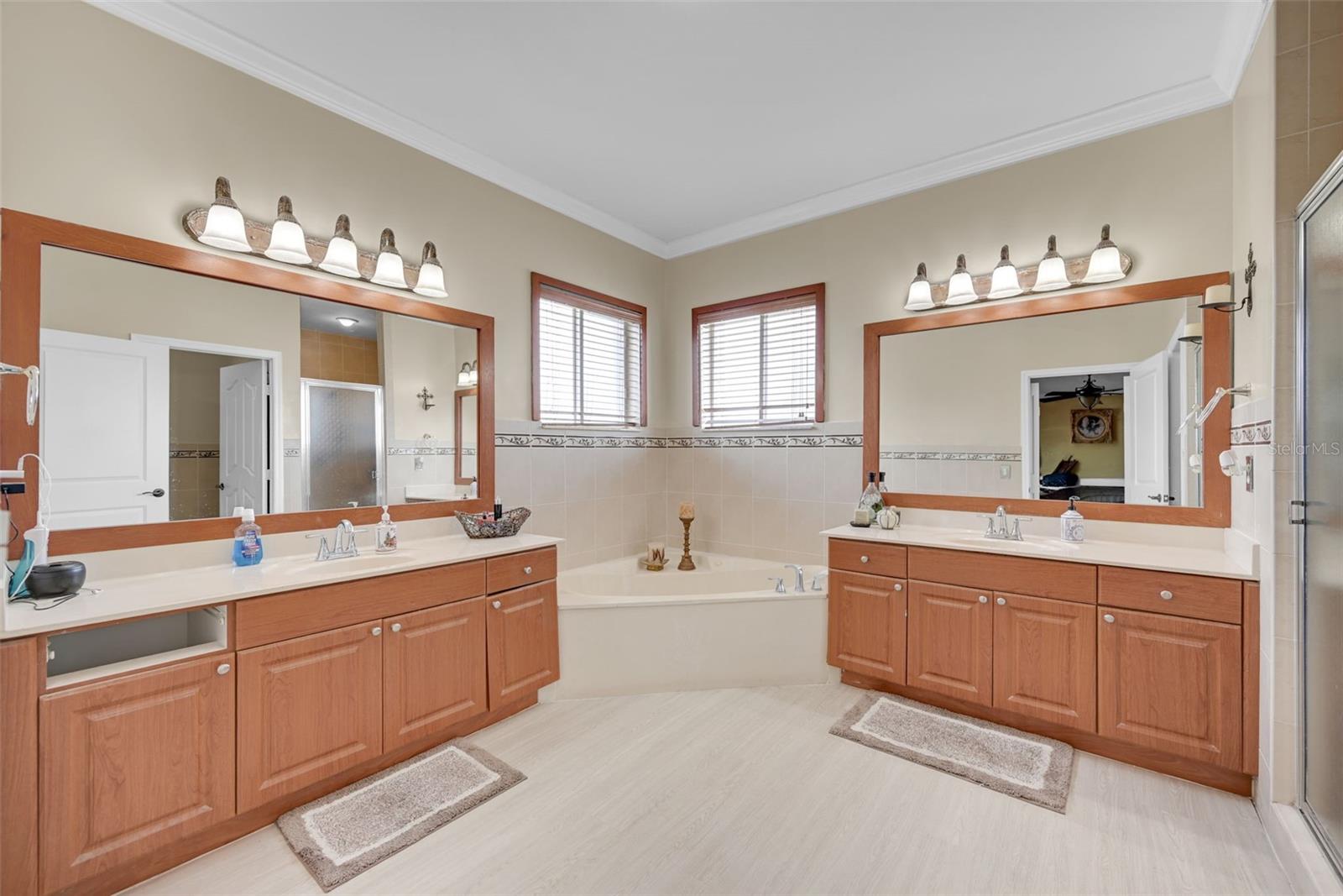 14402 Sw 157th Path Property Photo 49