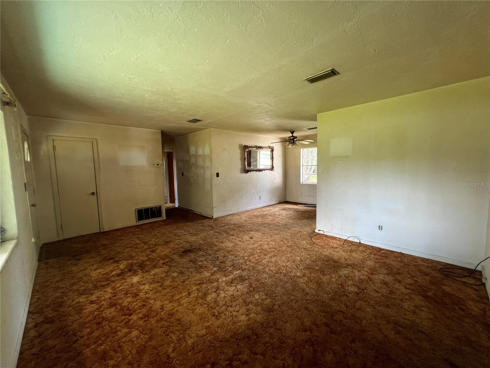 2141 Ne 14th St Property Photo 5