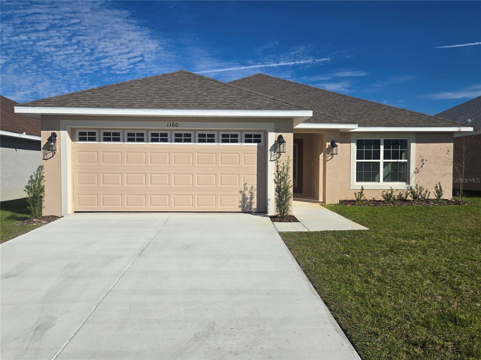 1160 Heron Point Dr Property Photo 1