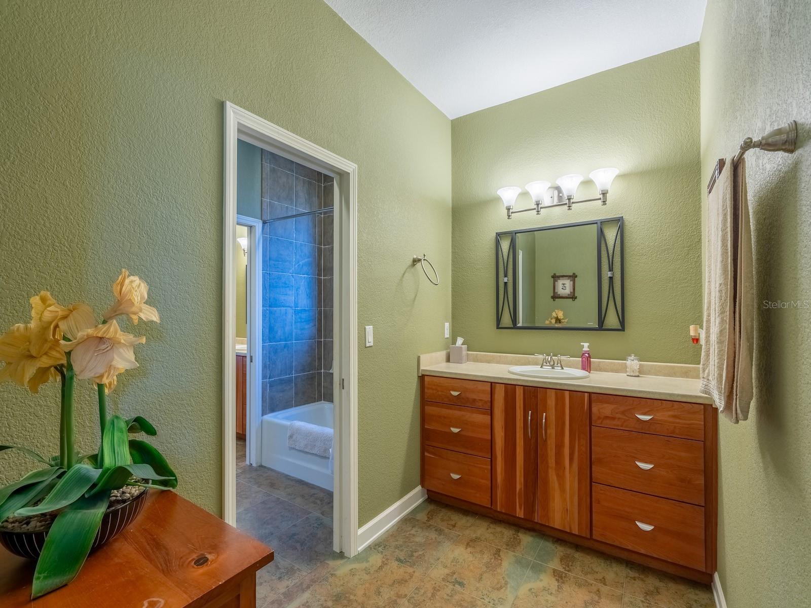 25212 E Highway 316 Property Photo 28