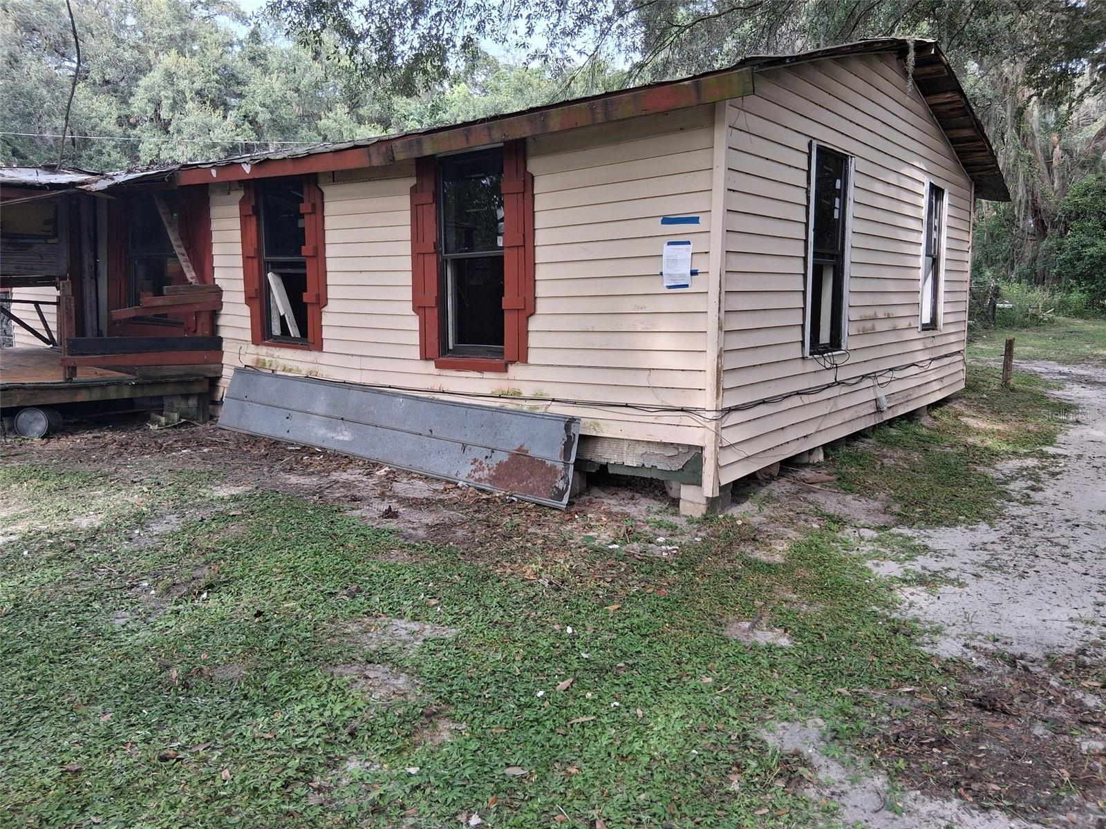 18255 Nw 60th Ave Property Photo 3