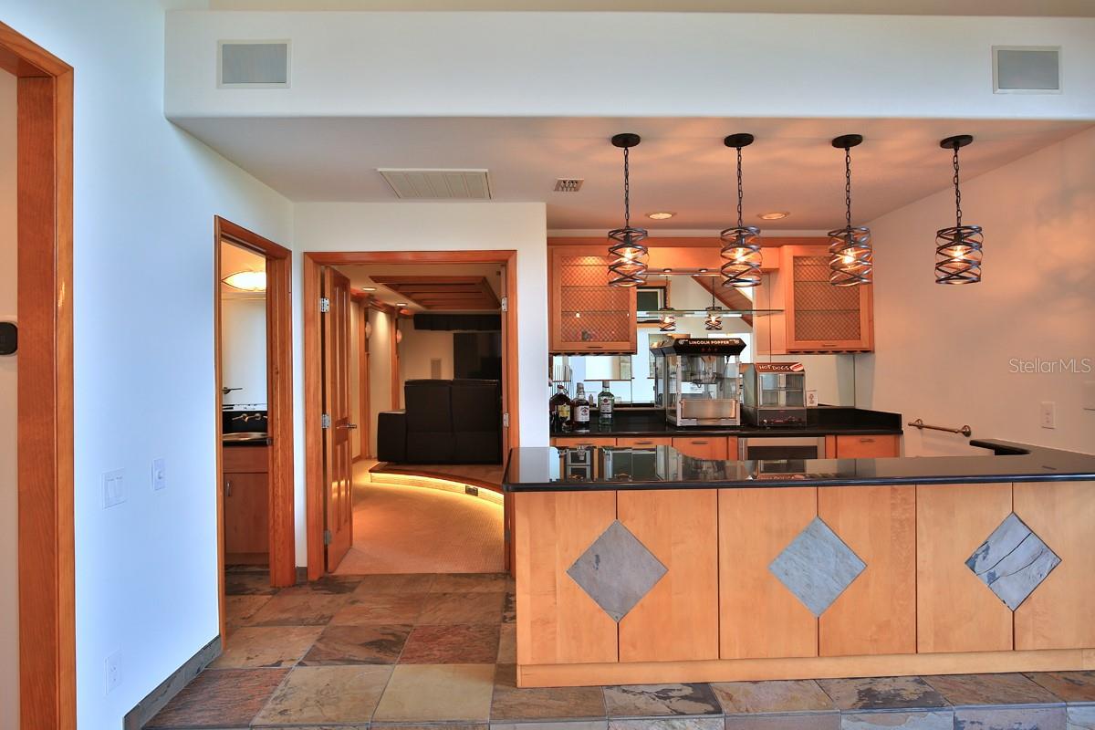 11035 Se Sunset Harbor Rd Property Photo 41
