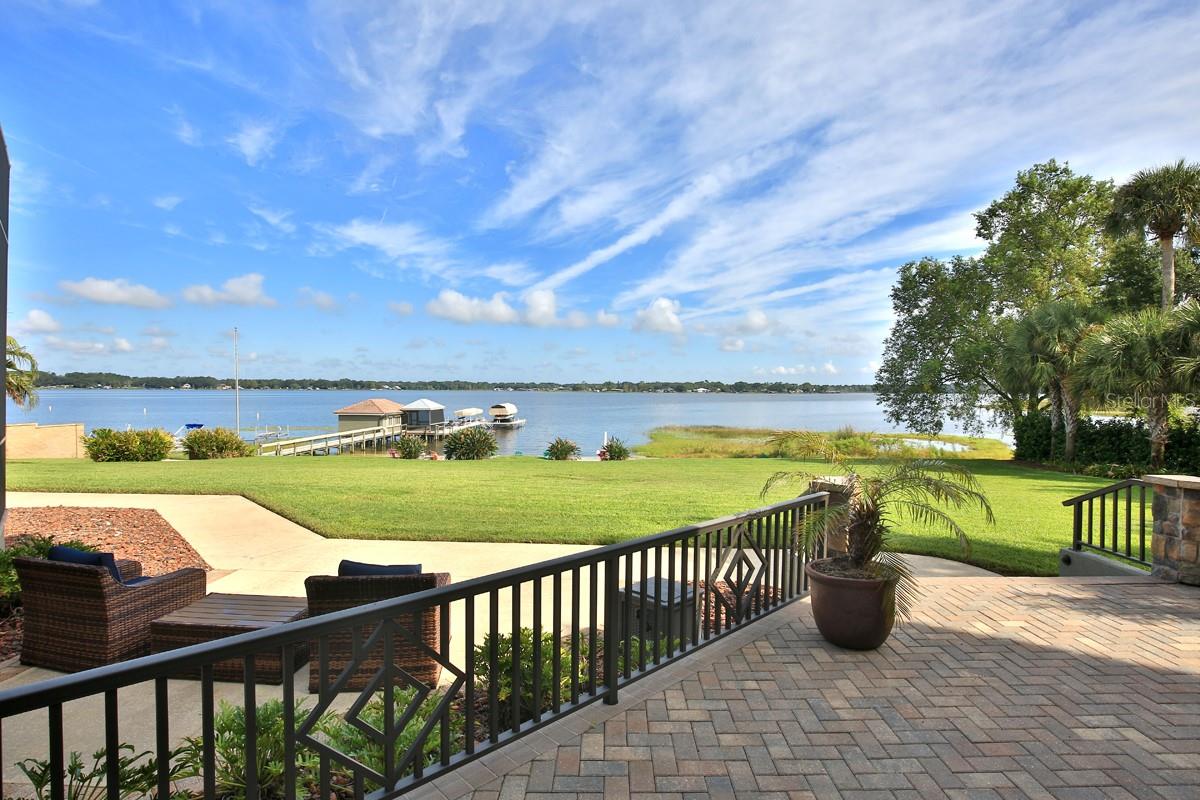 11035 Se Sunset Harbor Rd Property Photo 63