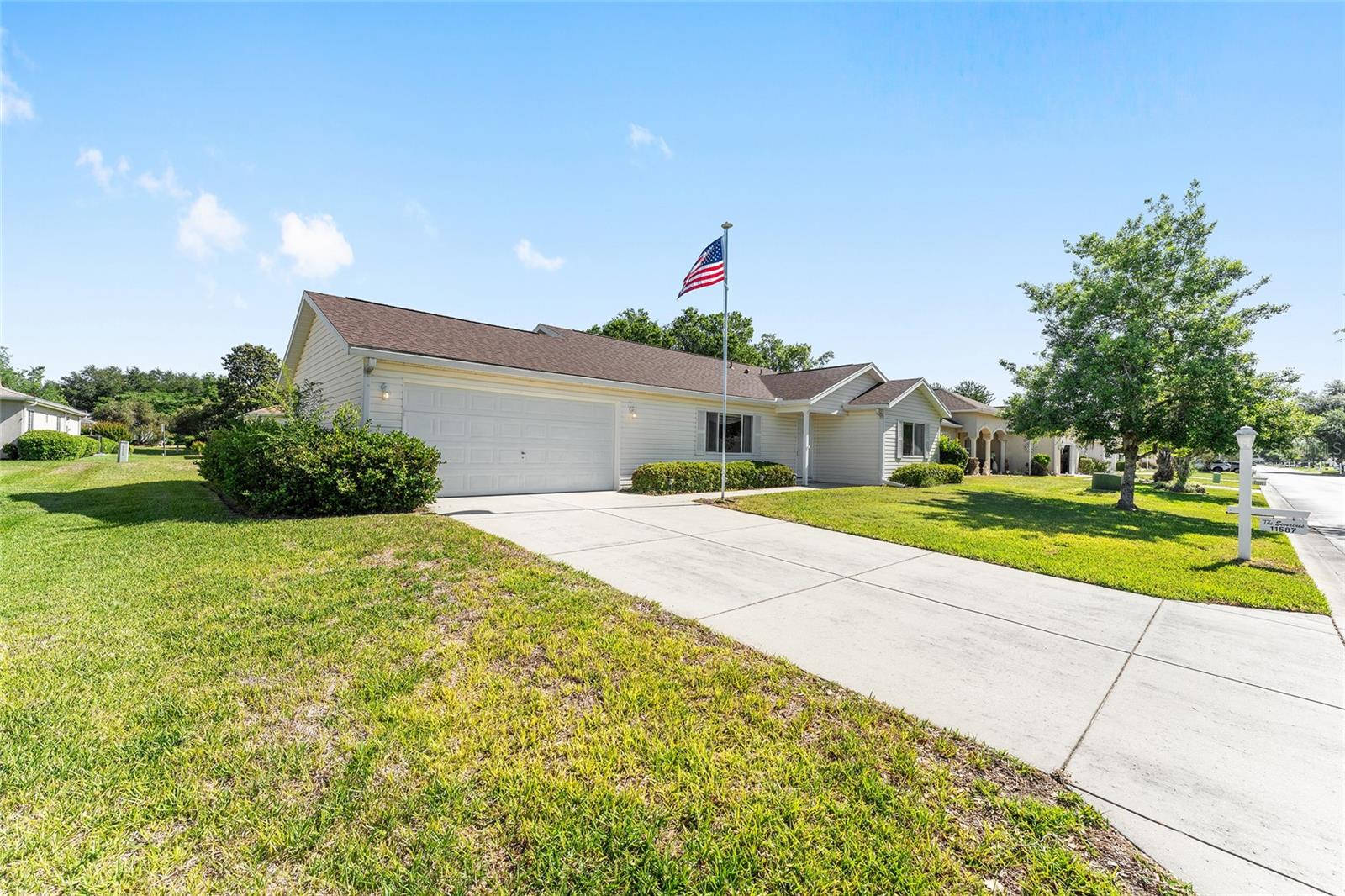 11587 Sw 139th Pl Property Photo 3