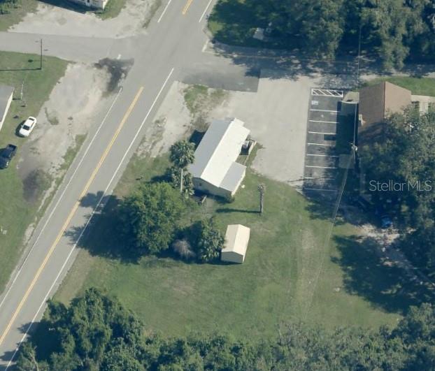 821 S Us 301 Property Photo 3
