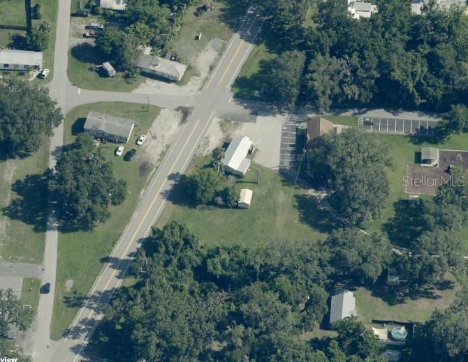 821 S Us 301 Property Photo 4