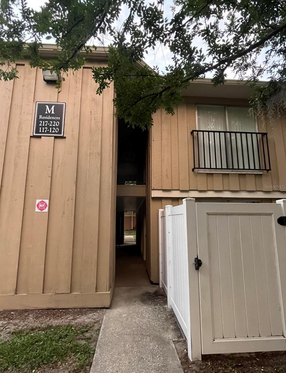 507 Nw 39th Rd #220 Property Photo 2