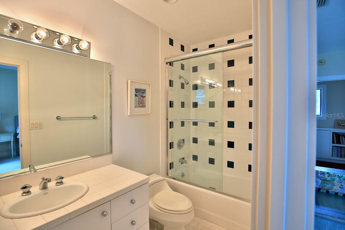 1212 Sw 80th St Property Photo 41