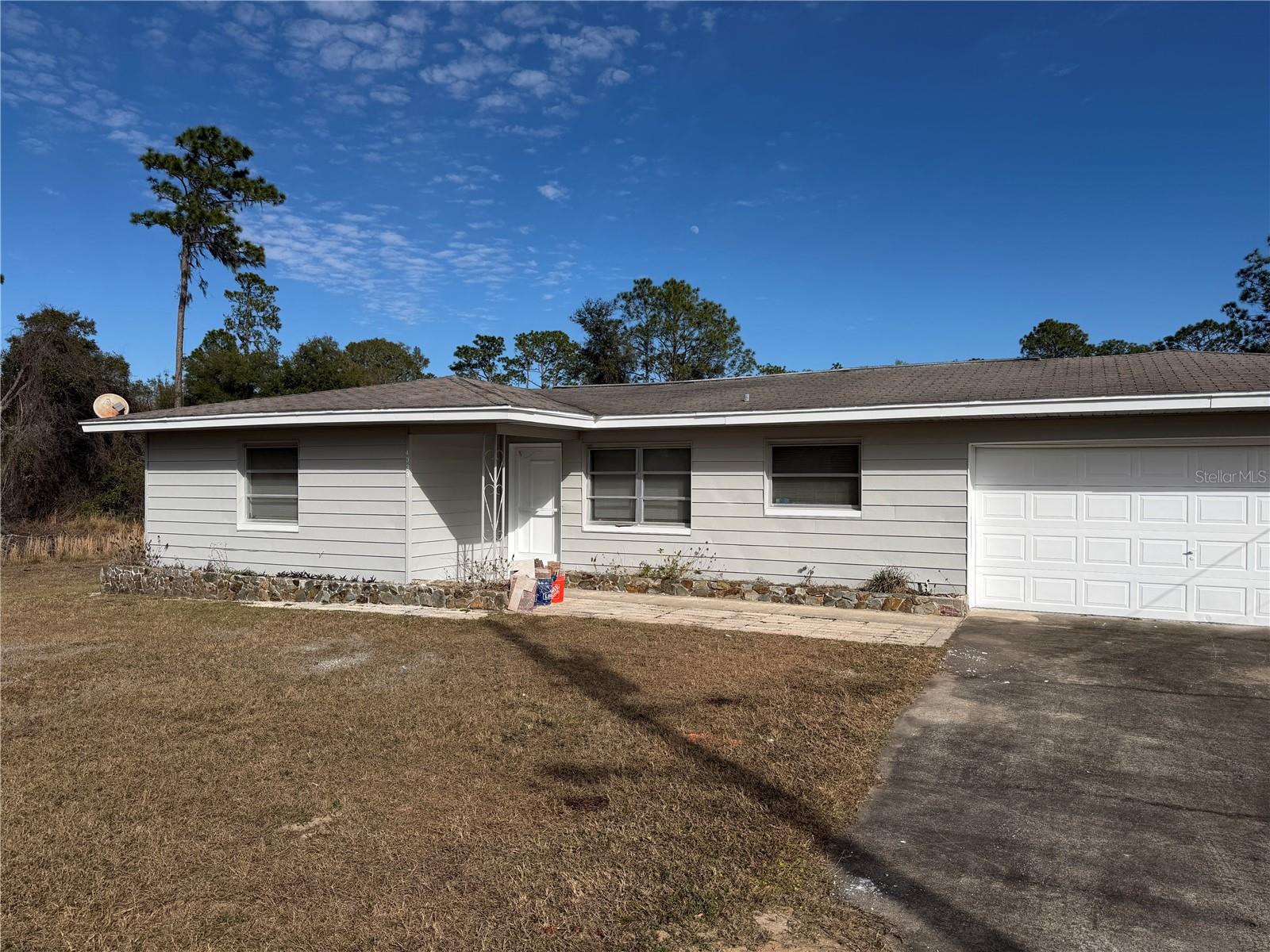 4333 S RAINBOW DR Property Photo 1