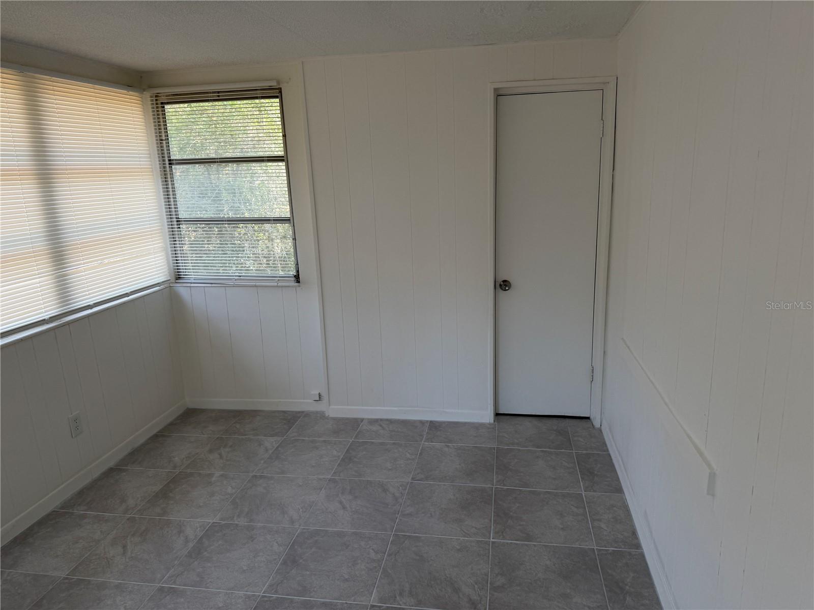4333 S Rainbow Dr Property Photo 11