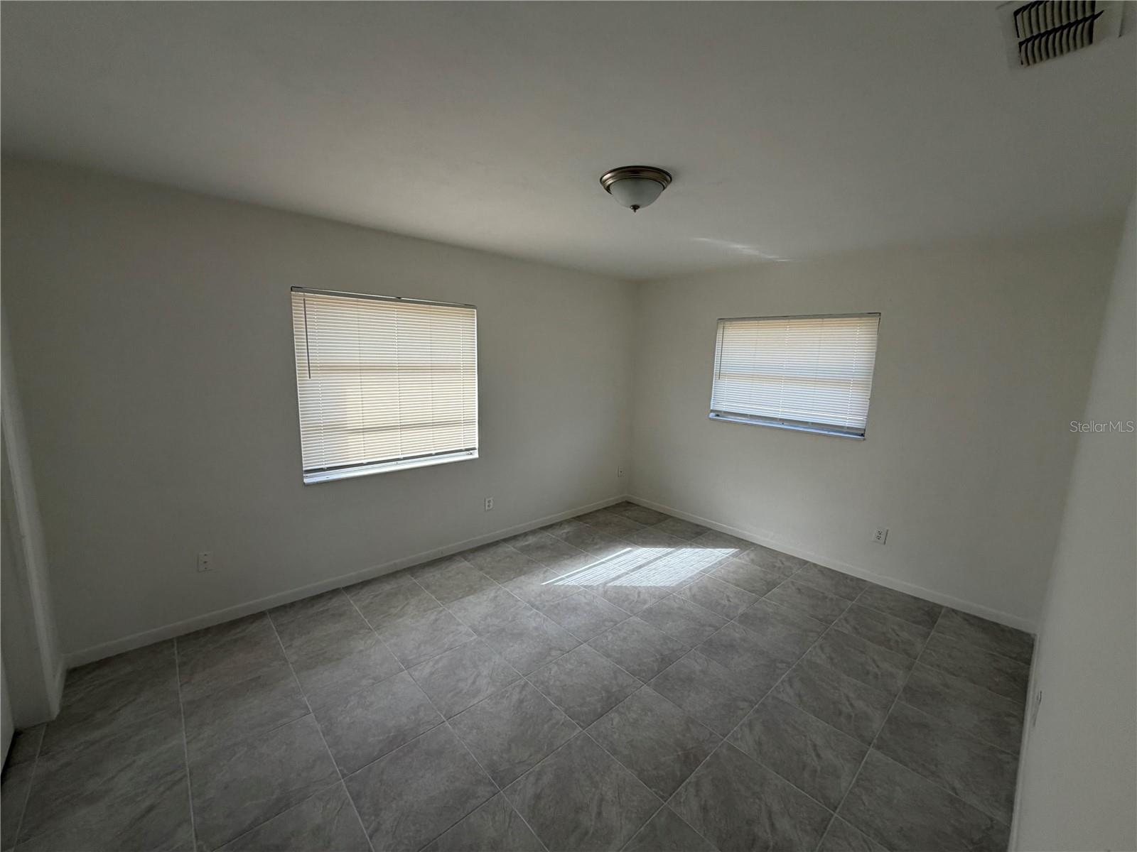 4333 S Rainbow Dr Property Photo 17