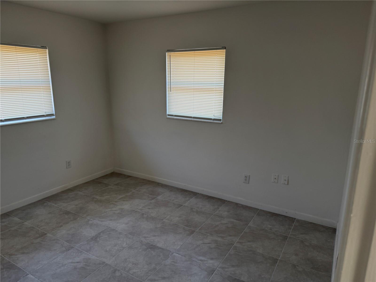 4333 S Rainbow Dr Property Photo 19