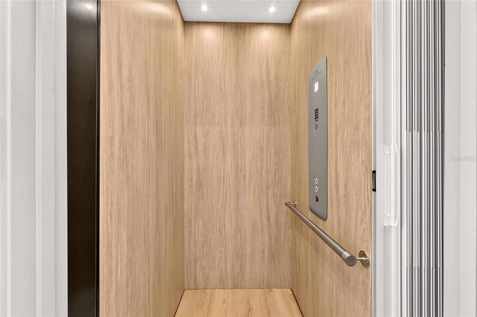 1810 Se 21st Pl Property Photo 41