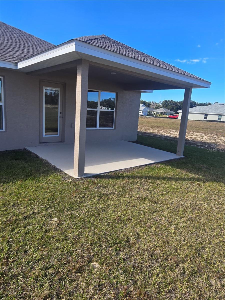 1100 Heron Point Dr Property Photo 5