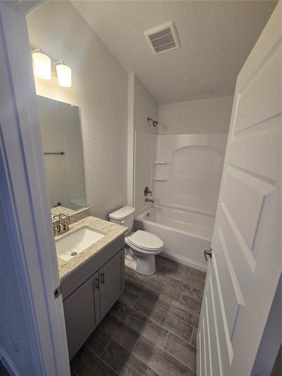 1100 Heron Point Dr Property Photo 10